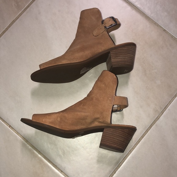 😍 lucky brand sandal booties w stacked heel! - Picture 5 of 11